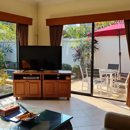 View Talay Holiday Resort Jomtien Beach Exterior photo
